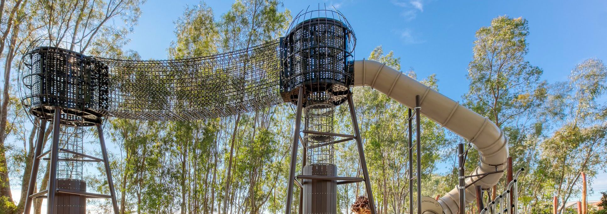 Monsters World is a beautiful park in Baldivis. It has fantastic high climbs and long slides. If you're thinking of raising your kids near a great park, think about building with Move Homes.