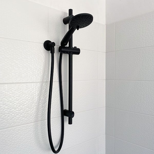 Adjustable shower heights