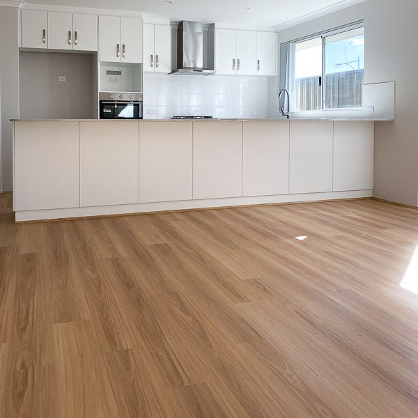 Subiaco hybrid planks in the High Street range by Move Homes